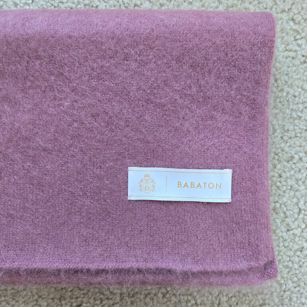 NWOT Babaton Maine Wool Cashmere Scarf - Picture 12 of 15